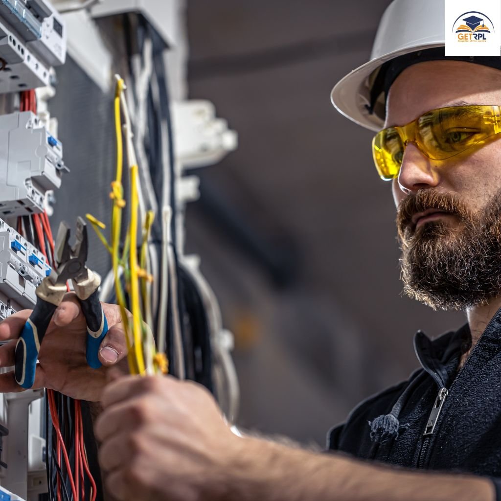 Achieve Goals with Certificate III in Electrotechnology Electrician (UEE30820) | RPL